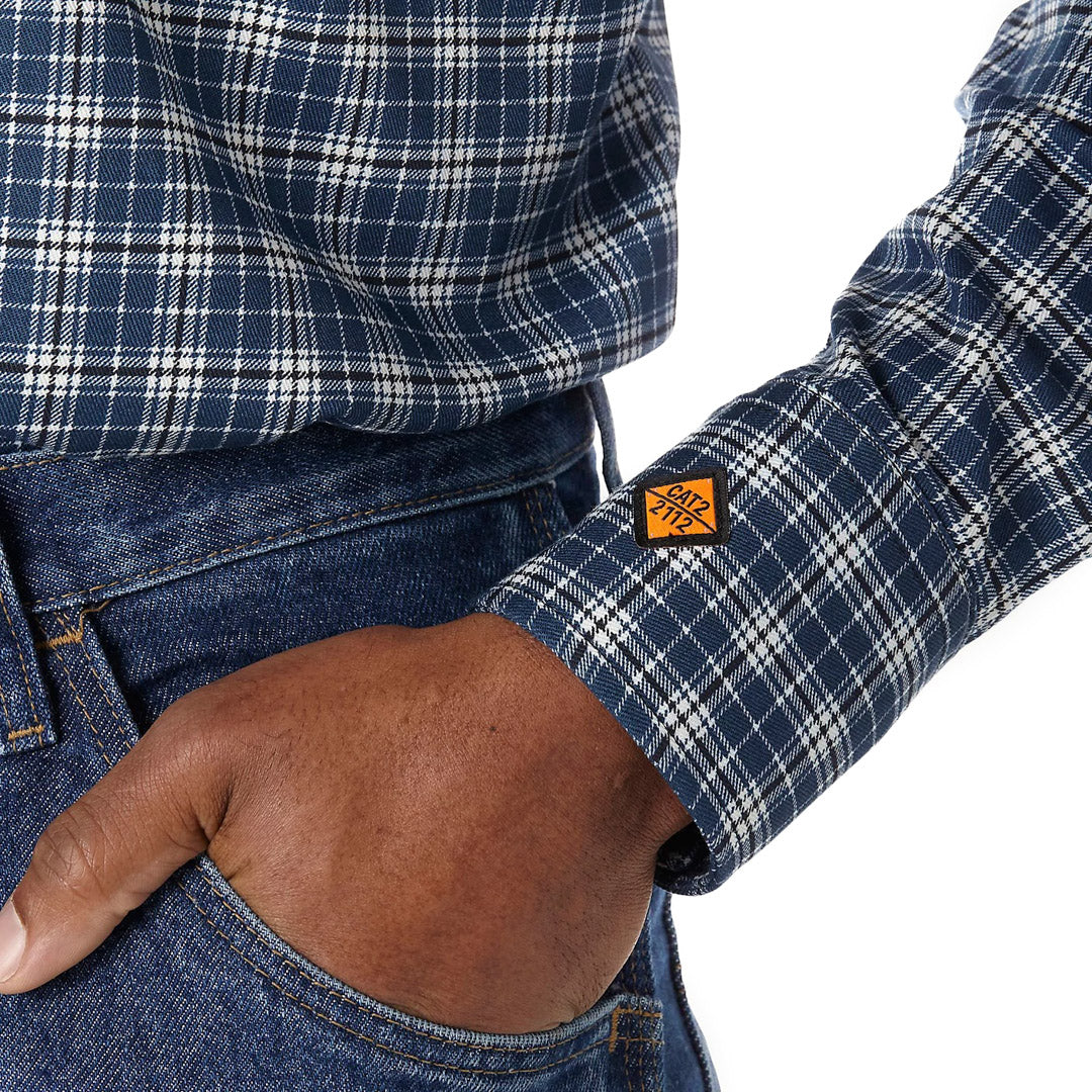 Wrangler Men's Flame Resistant Plaid Long sleeve Snap Work Shirt - Image 5