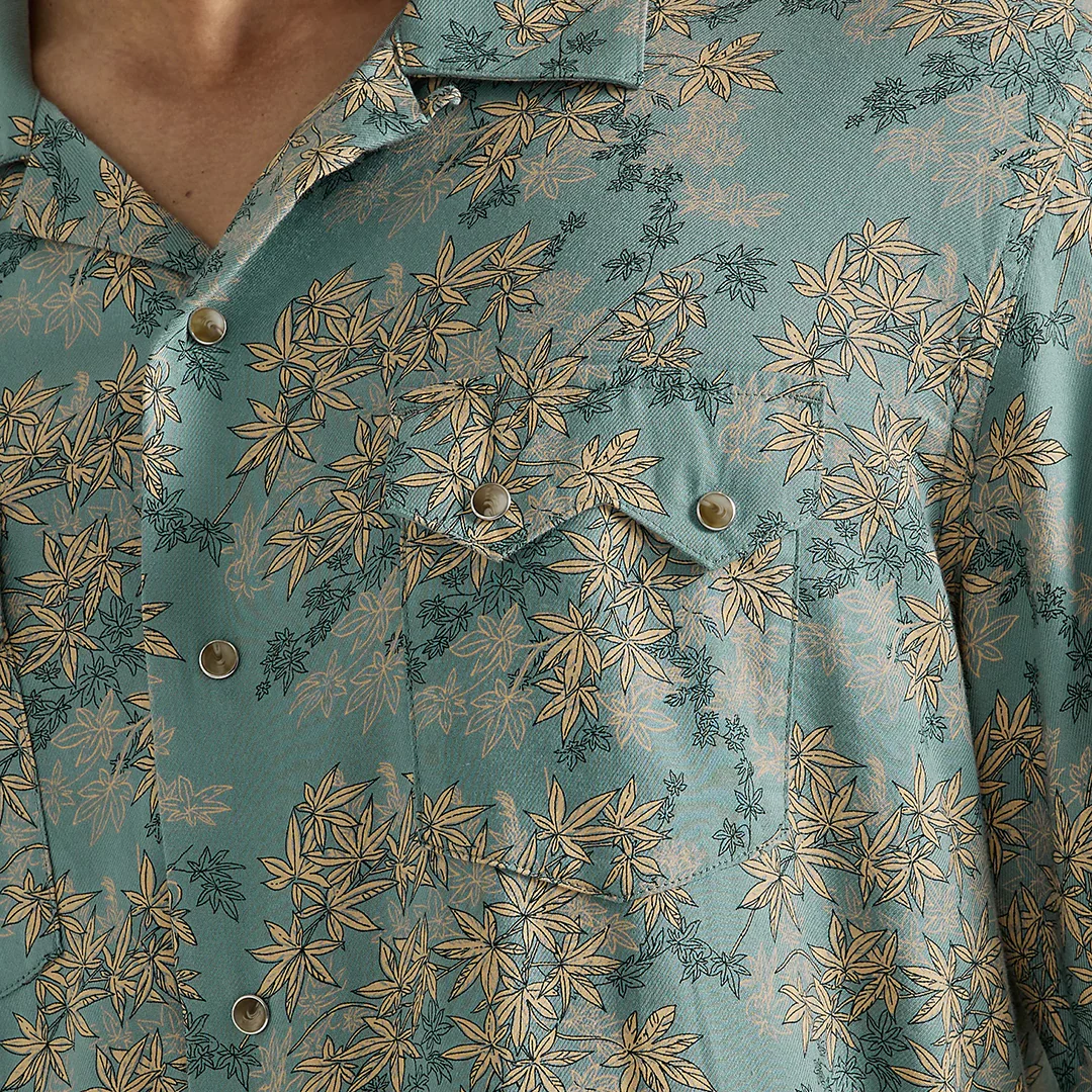 Wrangler Men's Coconut Cowboy Snap Front Camp Sleeve Short in Floral Teal - Image 3