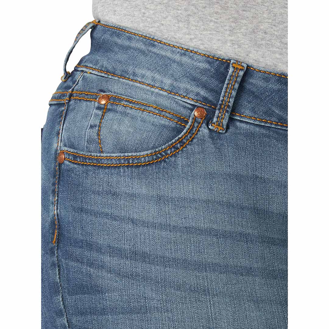 Wrangler Women's Retro Mae Mid Rise Bootcut Jeans - Image 9